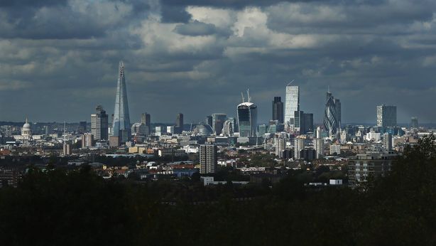 Big finanza in fuga da Londra, in fumo 800 miliardi di sterline