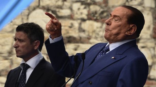 Berlusconi interdetto dalla politica, governo traballa