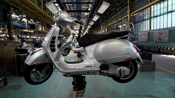 Piaggio: S&P alza outlook a positivo e conferma rating “BB-”