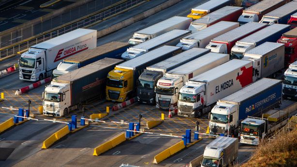 Brexit: tra burocrazia e controlli, come cambierà il commercio Ue-Uk