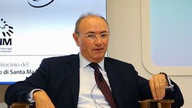 Unicredit investirà 1,5 miliardi in Italia, assumendo 1.500 giovani