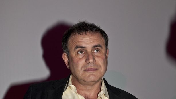 Roubini: Bce adotterà QE, ma sarà troppo tardi