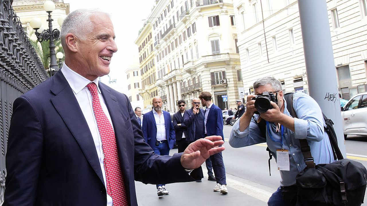Unicredit: miglior semestre di sempre con utili netti a 6,3 mld e obiettivi rivisti al rialzo