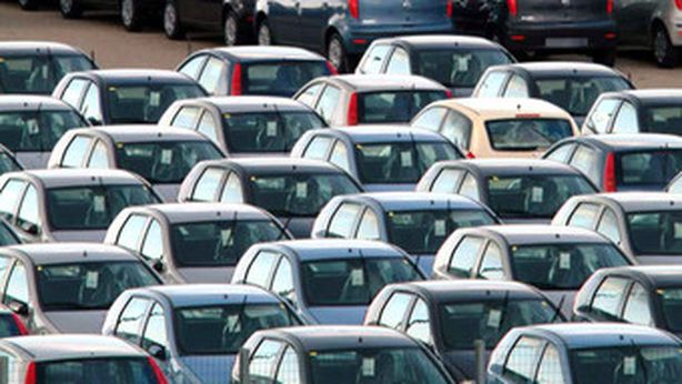 Europa, immatricolazioni auto al minimo dal 1990. Fiat -12%