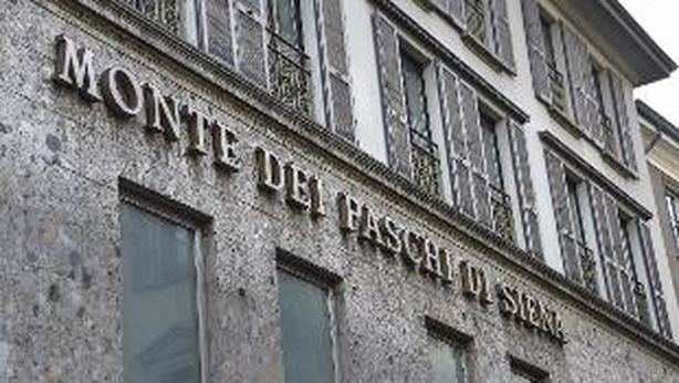 Borsa Milano debole.  Mps -6,5%, euro sul filo di $1,11