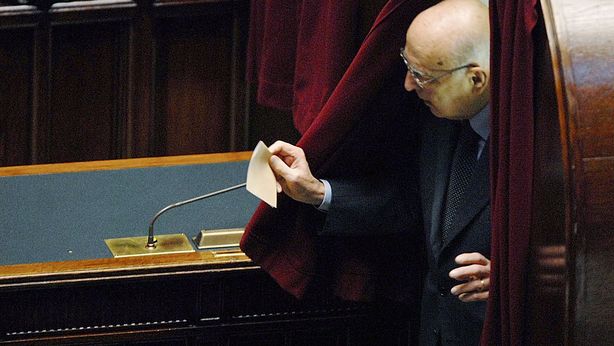 Aboliti vitalizi ai parlamentari: testo approvato dalla Camera