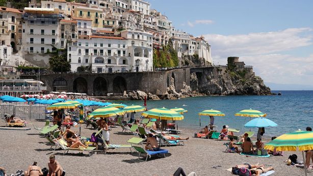 Case da sogno sul mare: le località più esclusive del Mediterraneo dove investire nel lusso