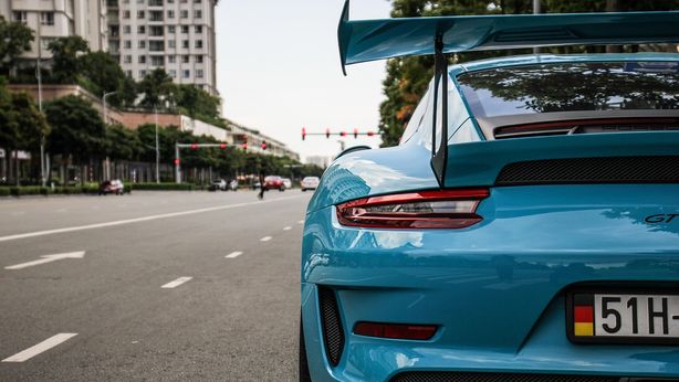 Porsche SE chiude il 2025 con un calo del 9% dei suoi utili