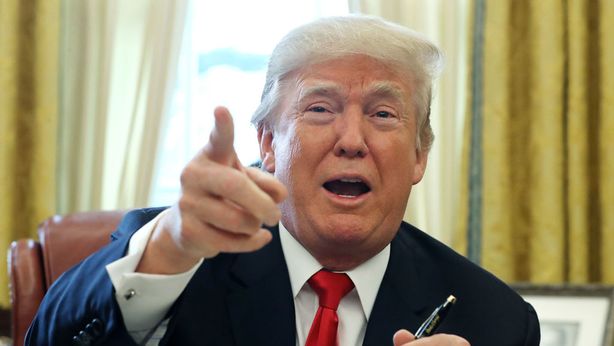 Dazi Usa: Trump non risparmia Ue, rilancia con le auto