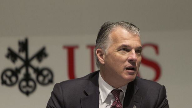 Ubs taglia bonus del 14%. Mentre il ceo Ermotti incassa quasi 15 milioni di euro