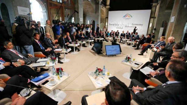 G7: clima di fuoco. La novità è il simposio presieduto da Roubini
