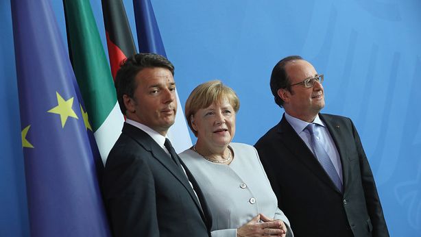 Ue a Roma, Renzi tratta per salvare il suo governo