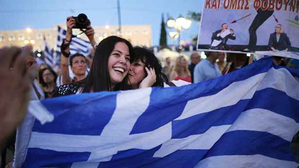 Tsipras telefona a Draghi e Putin