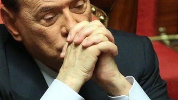 Berlusconi, slitta a dicembre voto decadenza. PdL:  Alfano chiede le primarie