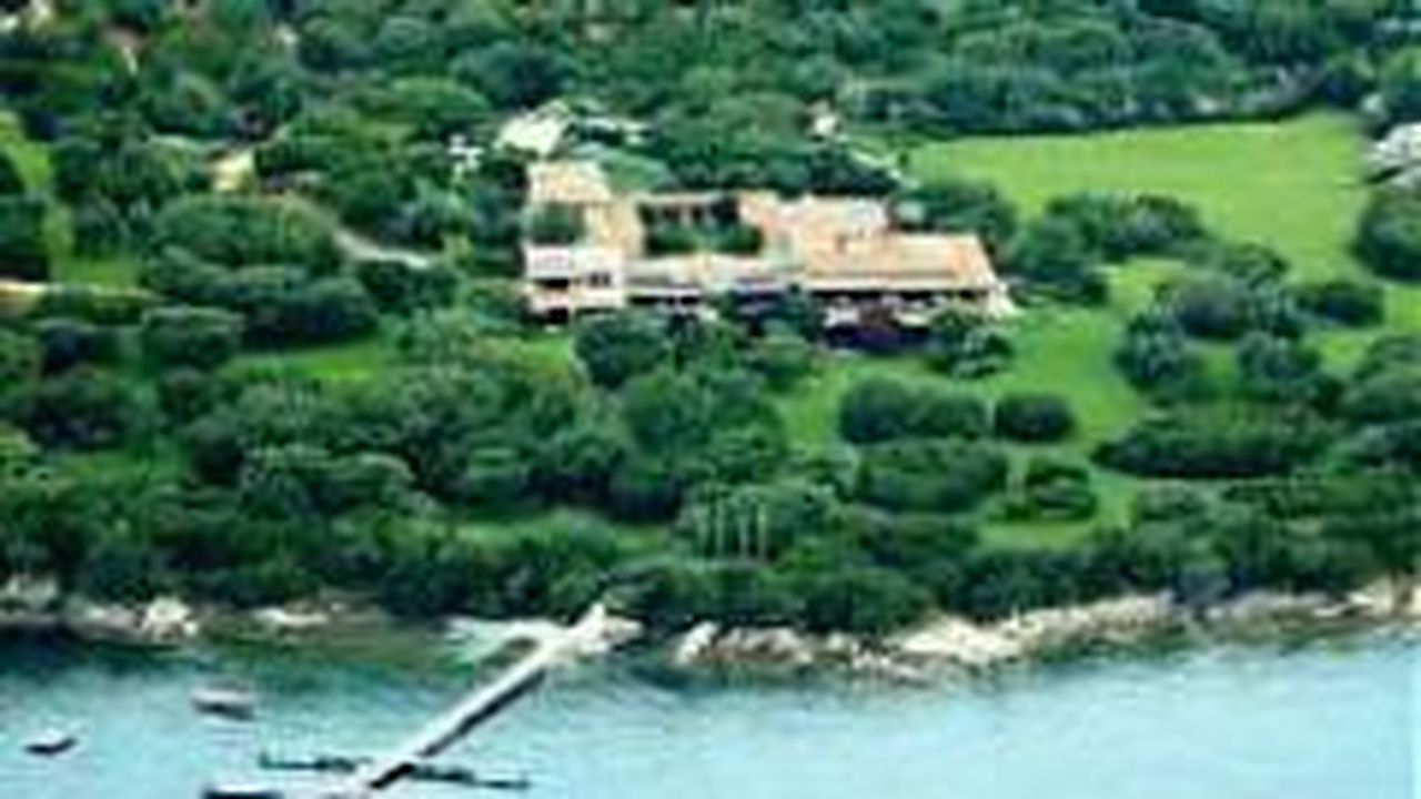 Chi è il misterioso acquirente di Villa Certosa? Sul piatto 470 milioni