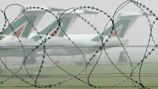 Alitalia-Etihad. Di nuovo salvataggio di Stato che costa già 210 milioni
