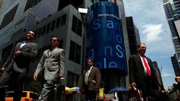 Morgan Stanley, utili quasi raddoppiati. Ma sottoperforma