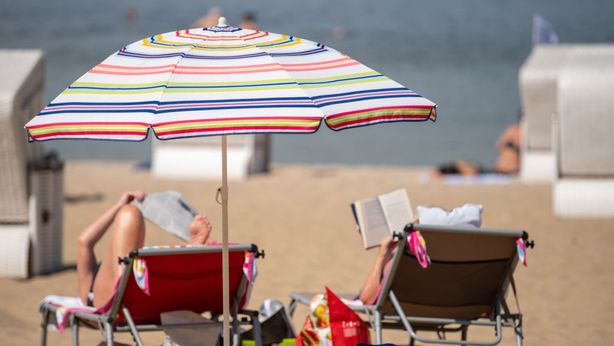 Più vacanze e ristoranti, meno cultura. Come sono cambiate le spese degli italiani