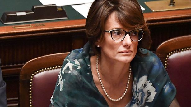 Figli a casa. Baby sitter e congedi straordinari: i provvedimenti sul tavolo del governo