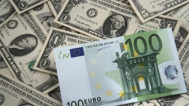 Usa: dollaro sale con il rischio di default del debito