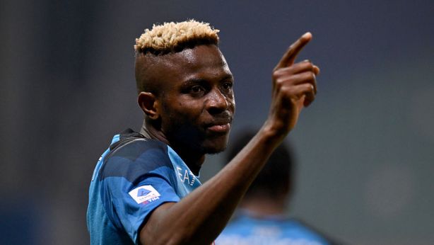 È il fondo PIF a colonizzare il calcio europeo. Osimhen, ultime ore in azzurro?